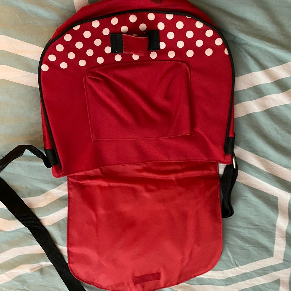 Hello Kitty Purse - Picture 2 of 4